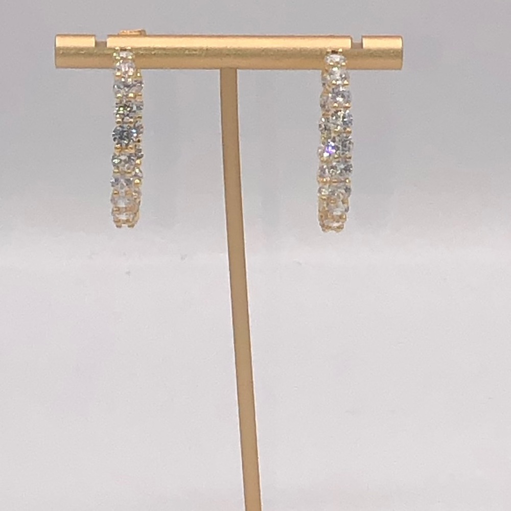 4.5ct Inside-Out Hoops - Picture 3 of 11